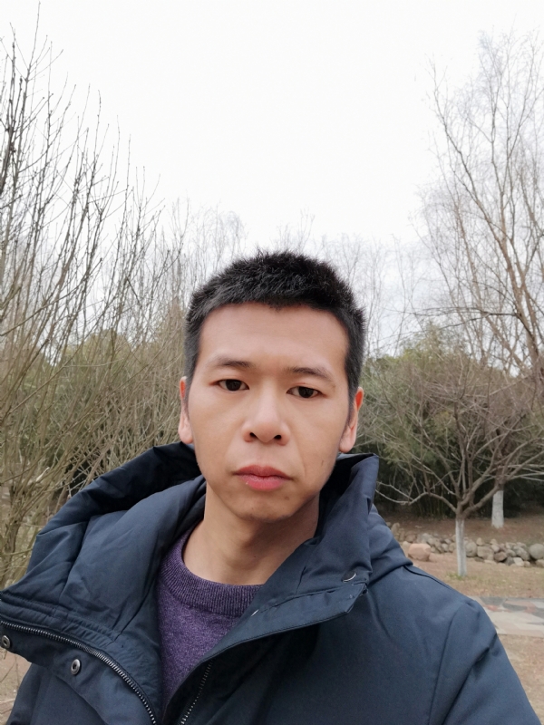 寞峰的第一张照片--淄博相亲服务中心