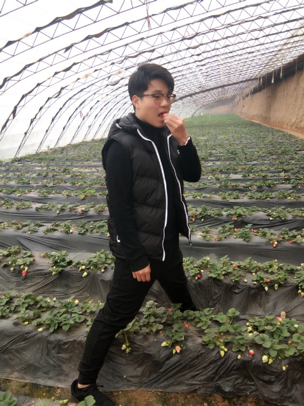 樊小广的第一张照片--淄博相亲服务中心