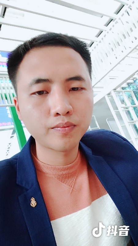佳鑫的第一张照片--淄博相亲服务中心