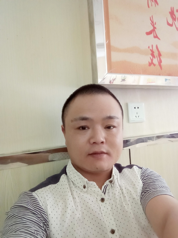 风云淡的第一张照片--淄博相亲服务中心