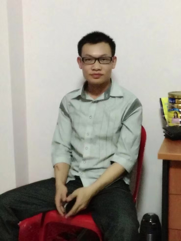 坚强不屈的第一张照片--淄博相亲服务中心