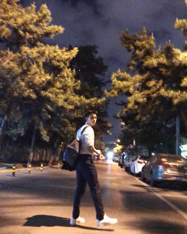 深海的第二张照片--淄博相亲服务中心