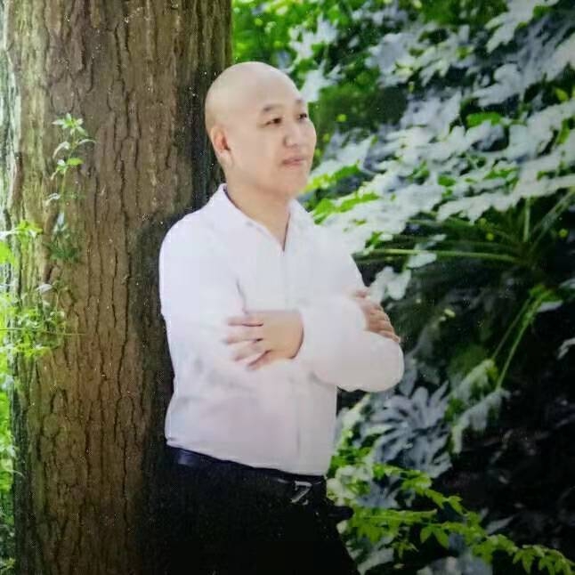 郑鑫牵手的第一张照片--淄博相亲服务中心