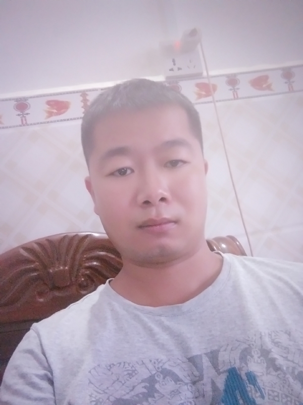 心雨的第一张照片--淄博相亲服务中心