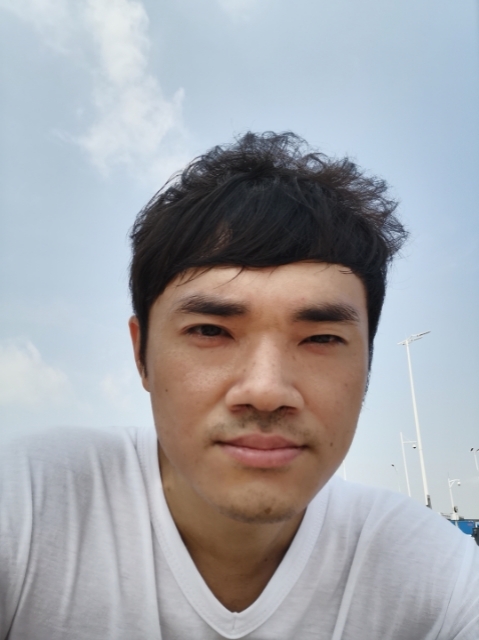 老实人的第一张照片--淄博相亲服务中心