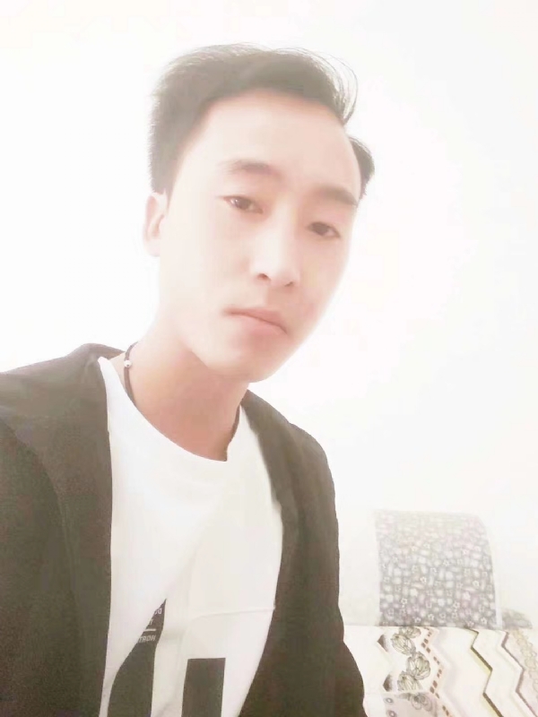 萧艺的第一张照片--淄博相亲服务中心