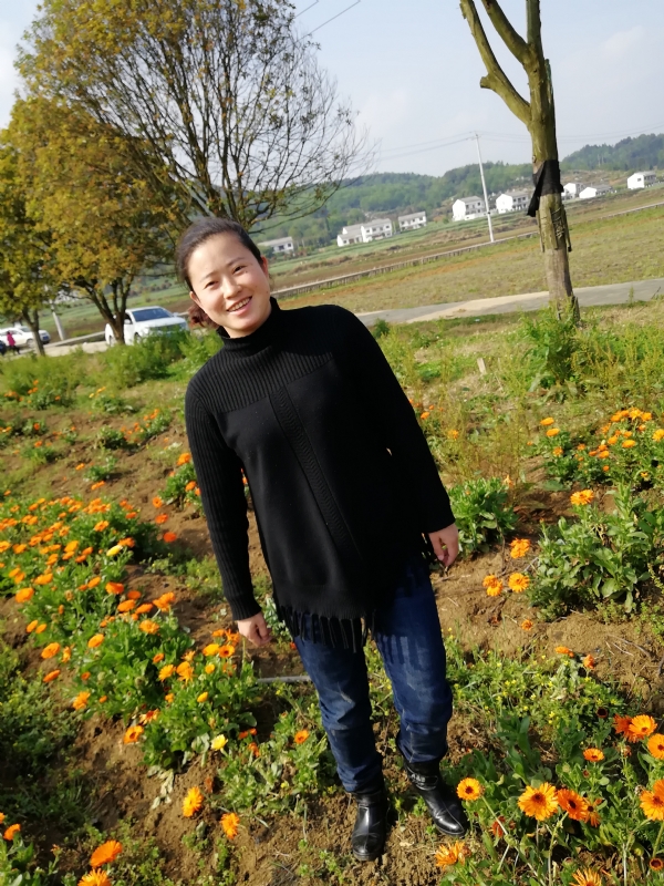 征婚女人的第四张照片--淄博相亲服务中心