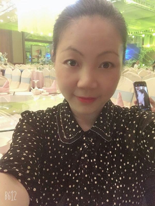 泡沫的第一张照片--淄博相亲服务中心