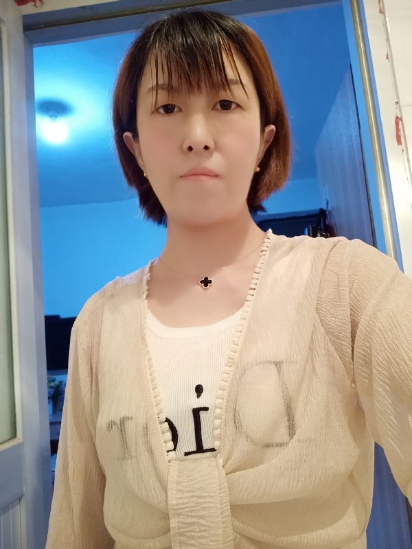 芬儿的第一张照片--淄博相亲服务中心
