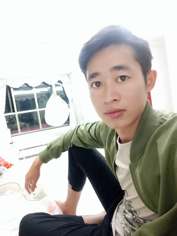 风中飞沙的第一张照片--淄博相亲服务中心
