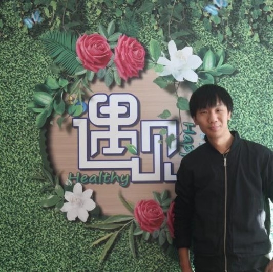 影视人~混爷张的第一张照片--淄博相亲服务中心