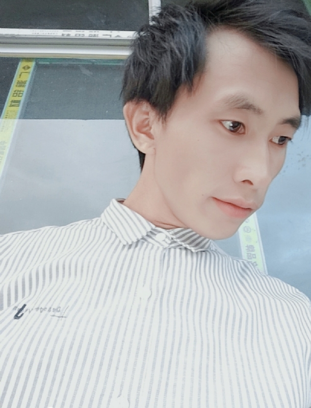 寻找下一个路口的第一张照片--淄博相亲服务中心