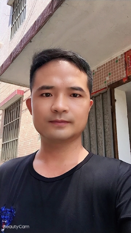 言飞的第二张照片--淄博相亲服务中心