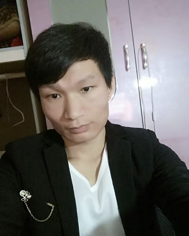 季绍伟的第二张照片--淄博相亲服务中心