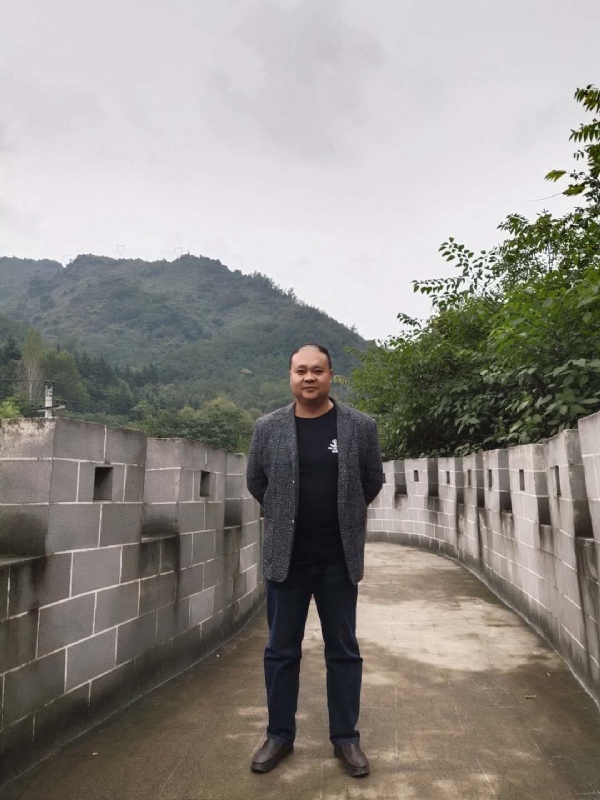玉竹的第一张照片--淄博相亲服务中心