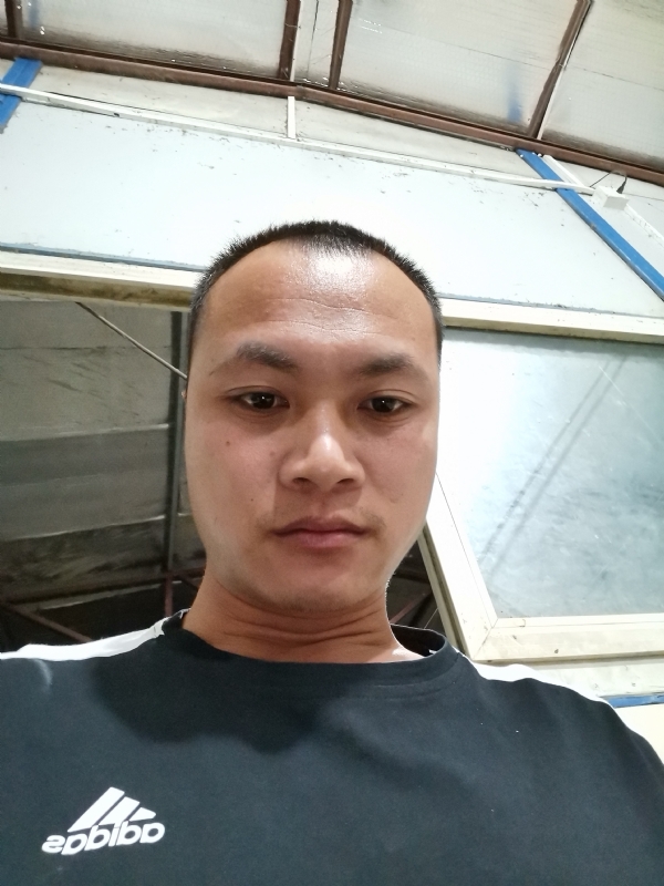 真心交友的第一张照片--淄博相亲服务中心