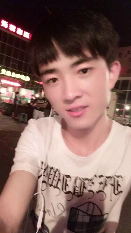 小先生的第一张照片--淄博相亲服务中心