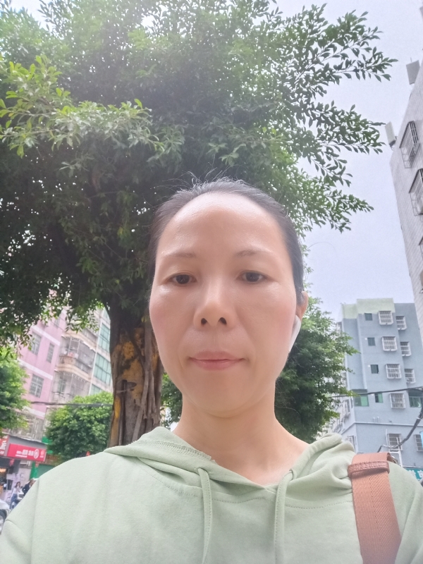 容容的第一张照片--淄博相亲服务中心