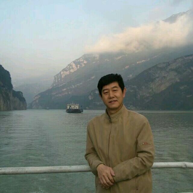 优秀善良1.78的第二张照片--淄博相亲服务中心