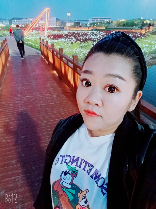 孙晓雪的第一张照片--淄博相亲服务中心