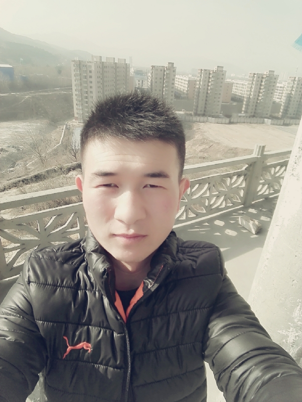 兵心依旧的第一张照片--淄博相亲服务中心