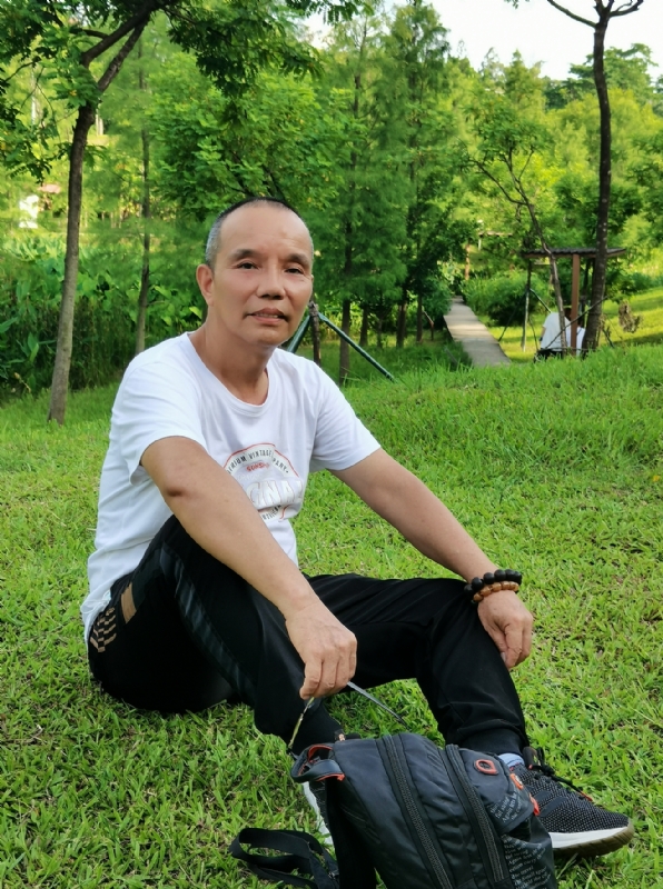 稳重大方的第二张照片--淄博相亲服务中心