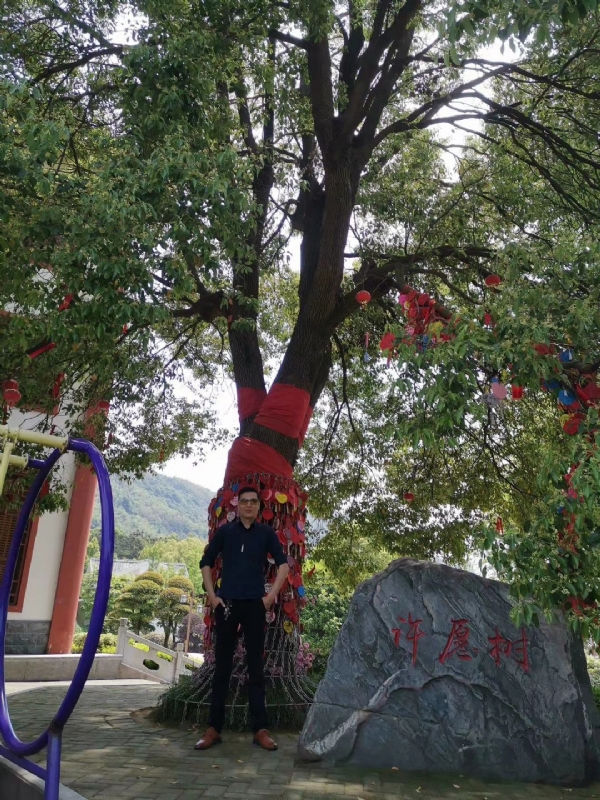 霸气的第一张照片--淄博相亲服务中心