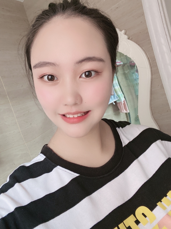 灵儿的第二张照片--淄博相亲服务中心