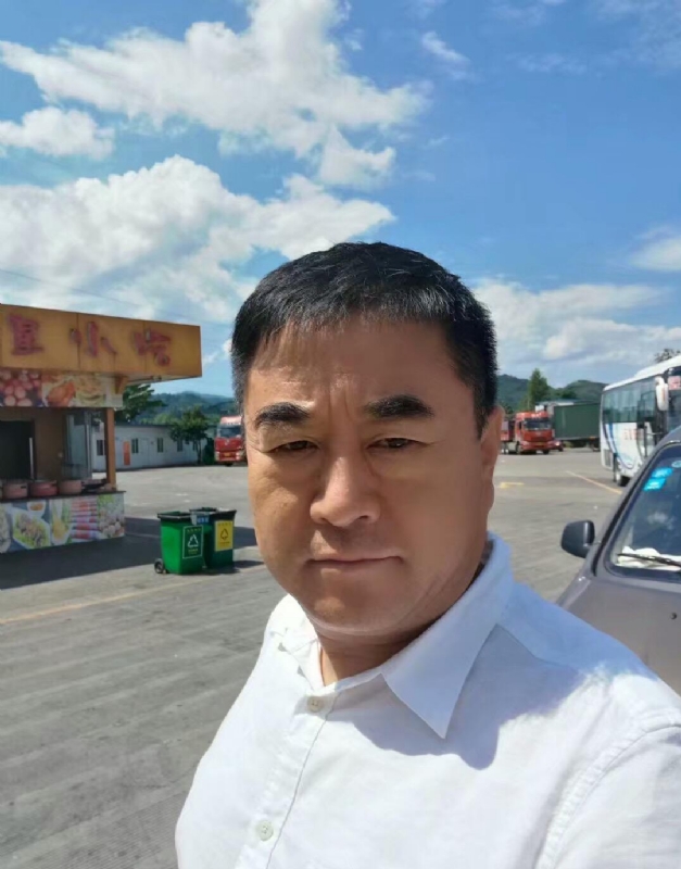 从此不再孤独的第一张照片--淄博相亲服务中心