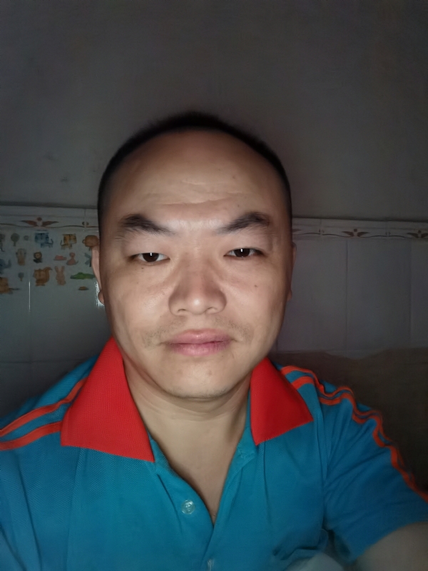 与子携老的第二张照片--淄博相亲服务中心