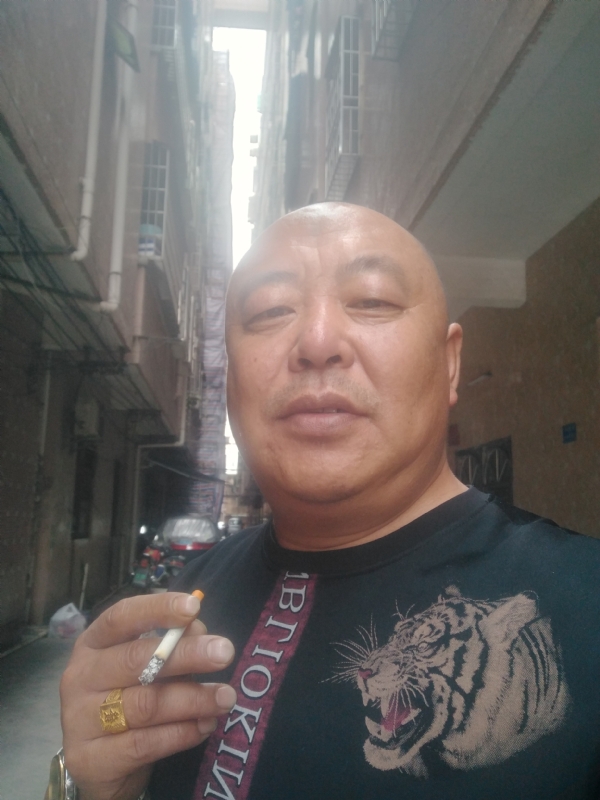 人在TA乡的第一张照片--淄博相亲服务中心