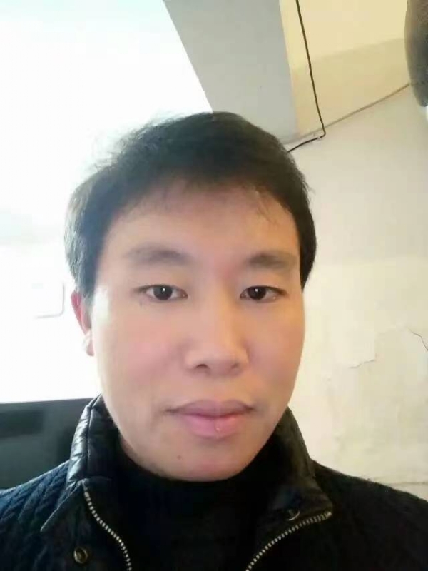 擎天柱的第三张照片--淄博相亲服务中心