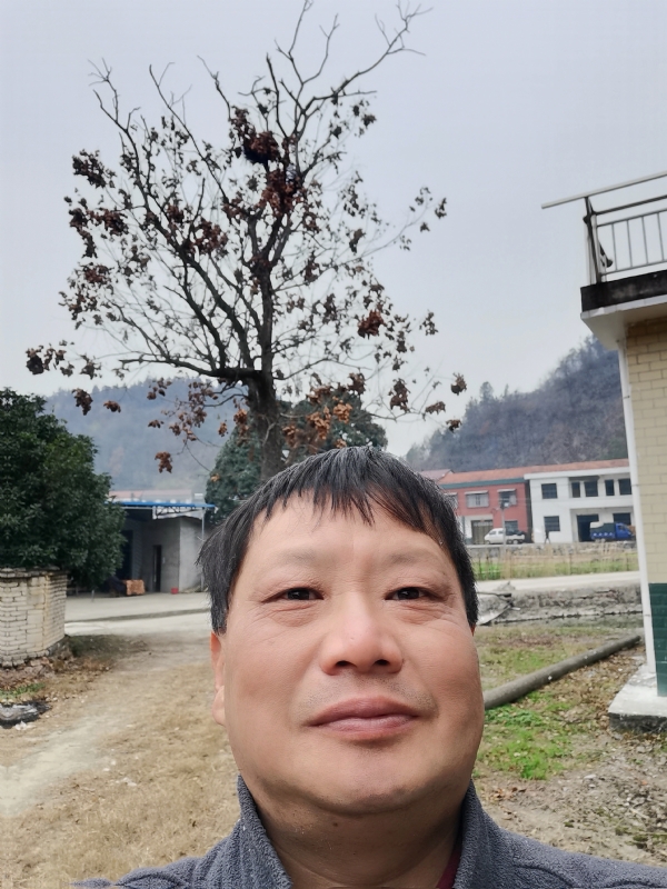 苏众青春冲浪的第二张照片--淄博相亲服务中心