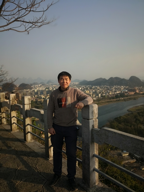 漓江之上的第三张照片--淄博相亲服务中心