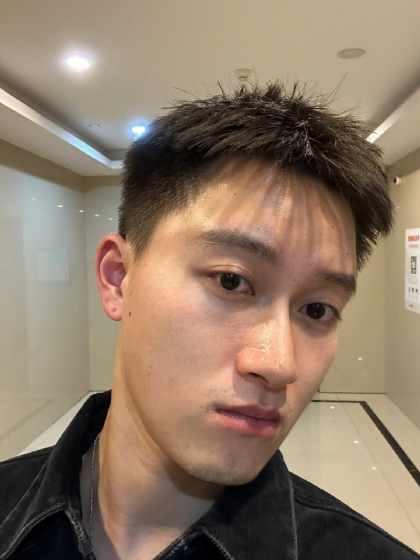 月光之下的第一张照片--淄博相亲服务中心
