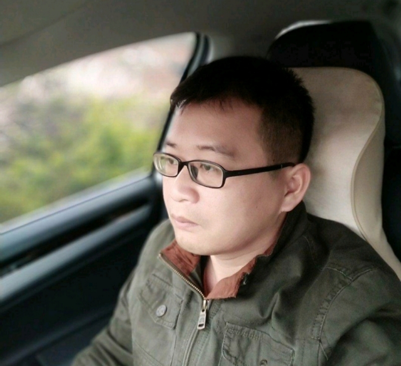 海风吹动你的心的第一张照片--淄博相亲服务中心