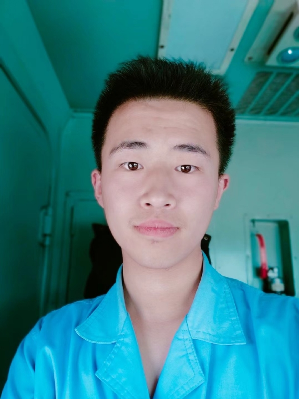生而为人的第一张照片--淄博相亲服务中心