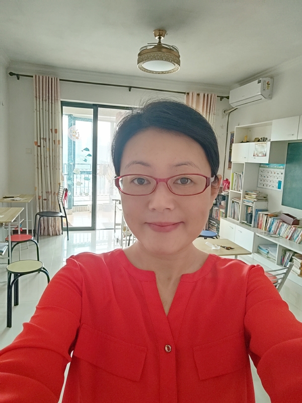 丽华的第二张照片--淄博相亲服务中心