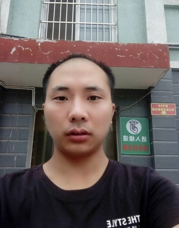 亮亮的第一张照片--淄博相亲服务中心