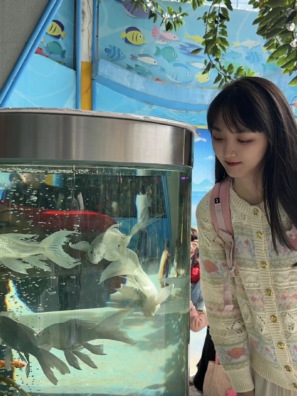 yiyi的第一张照片--淄博相亲服务中心