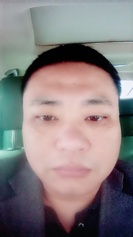 向日葵的第一张照片--淄博相亲服务中心