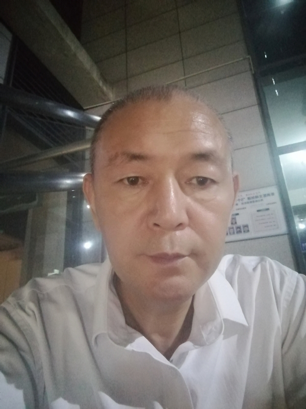 老李的第一张照片--淄博相亲服务中心