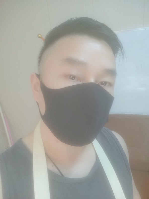 Poluk秦的第二张照片--淄博相亲服务中心
