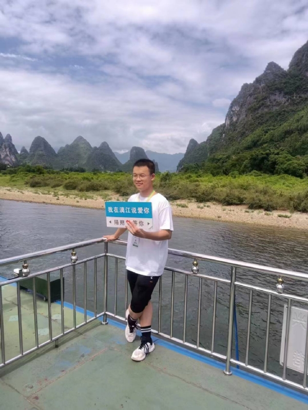 决胜时刻的第一张照片--淄博相亲服务中心
