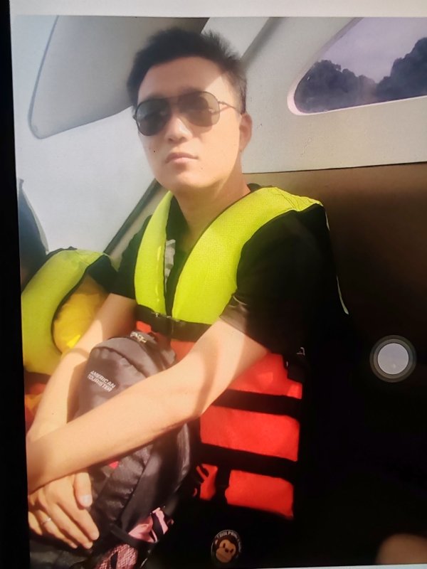 座看烟霞散的第一张照片--淄博相亲服务中心