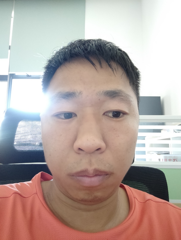 龚先生的第一张照片--淄博相亲服务中心