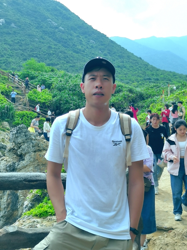 吴生的第一张照片--淄博相亲服务中心
