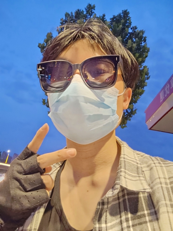 俊哒哒哒的第二张照片--淄博相亲服务中心