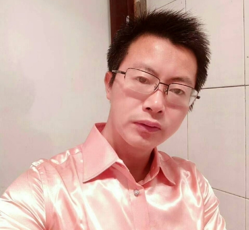 亮亮的第一张照片--淄博相亲服务中心