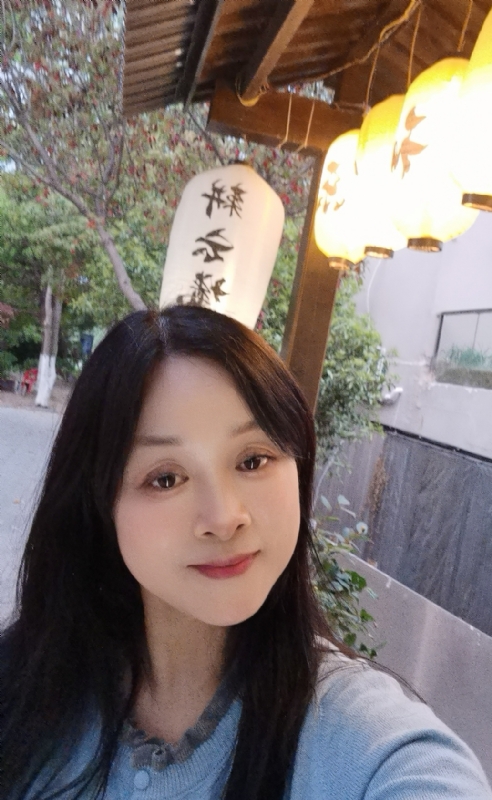 伊伊的第一张照片--淄博相亲服务中心